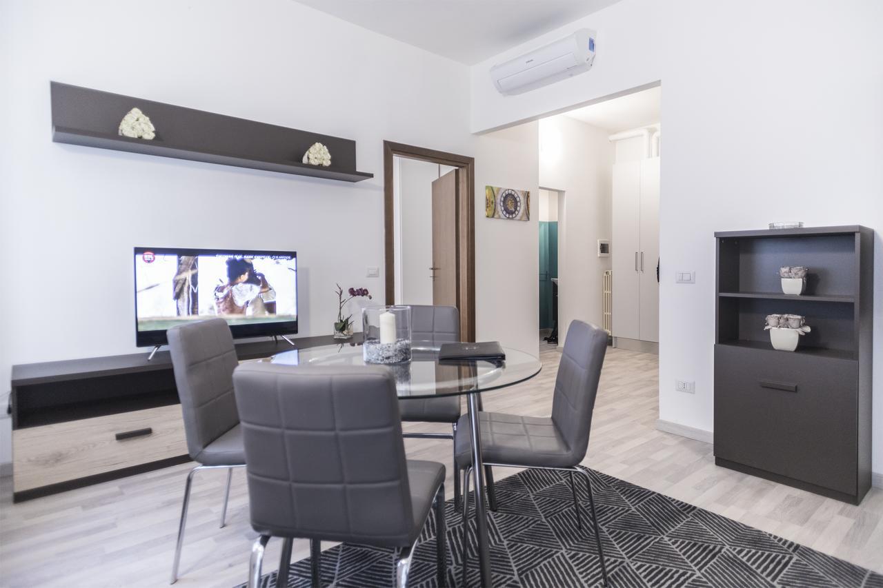 Hemeras Boutique Homes - City Center Design Flats Milan Exterior photo